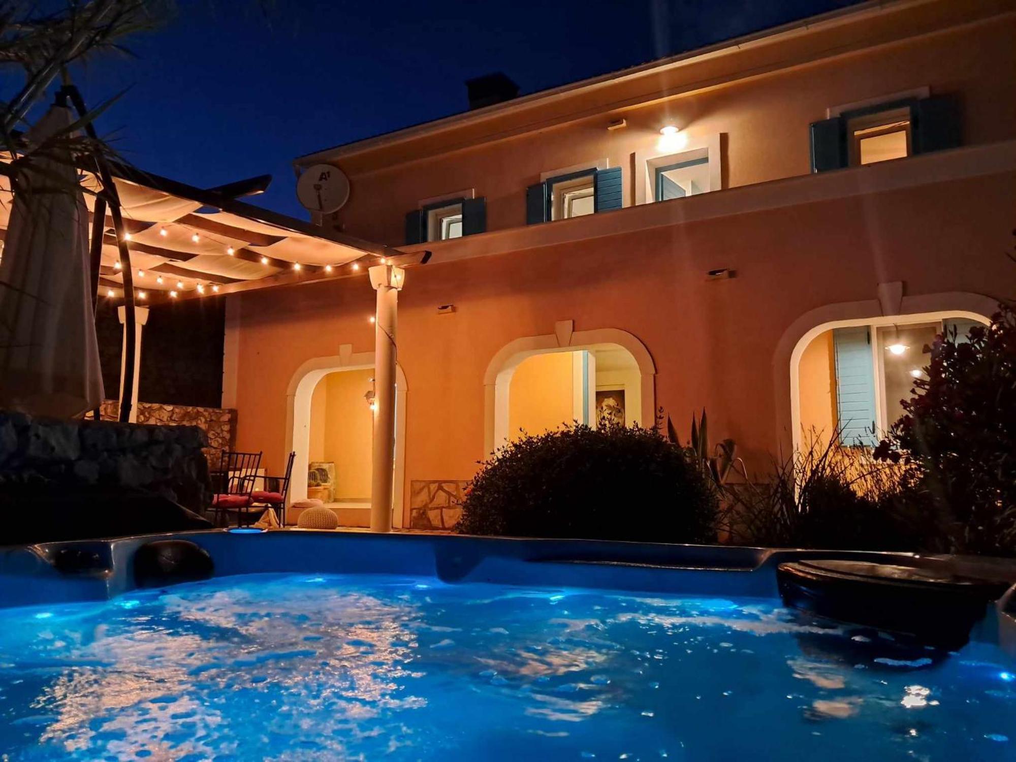 Villa Cesarica ノヴァリャ エクステリア 写真